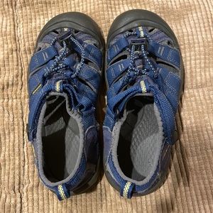 Keen Newports Kids size 2